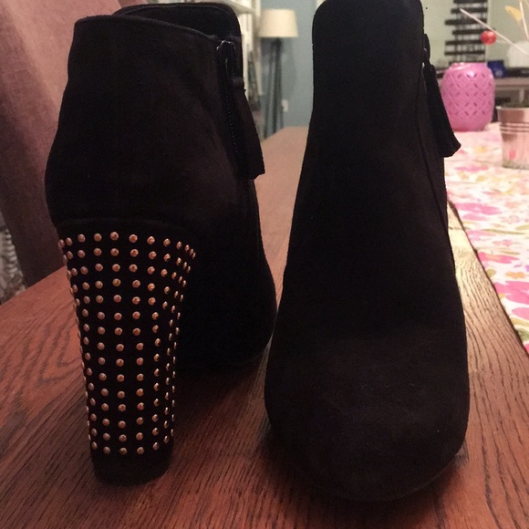 Nine West black suede booties - Picture 3 of 6